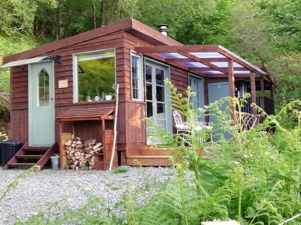 cabin.jpg