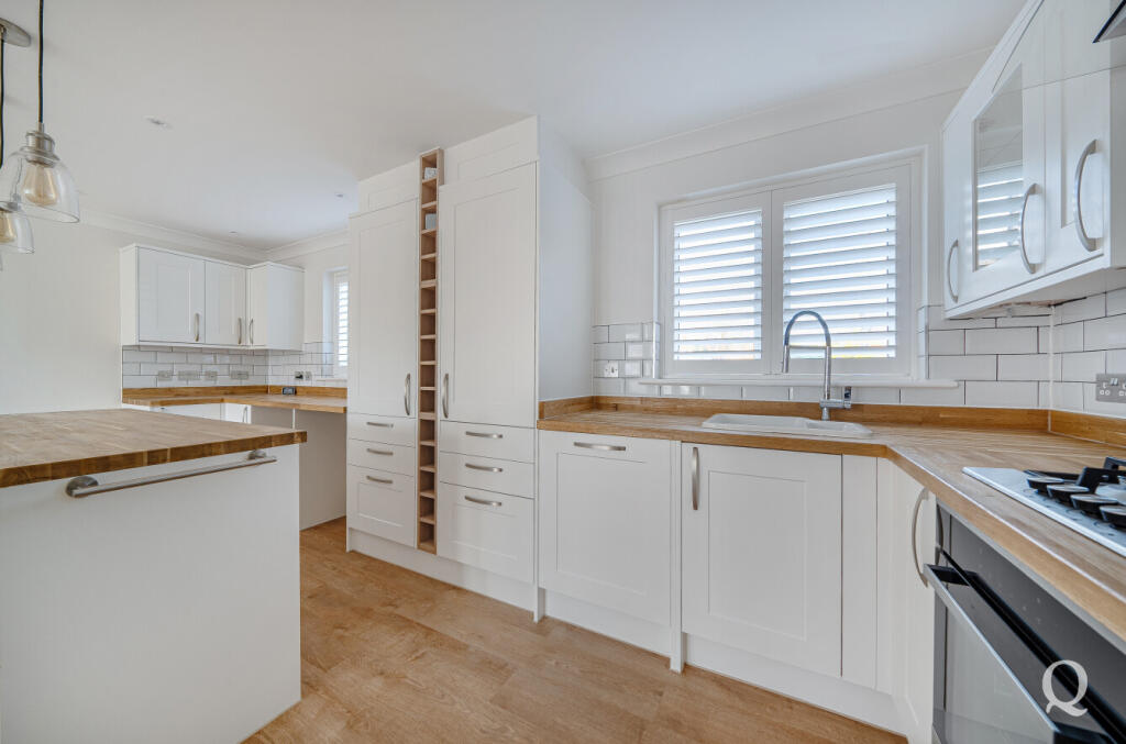 80e32c39-ef8a-438...