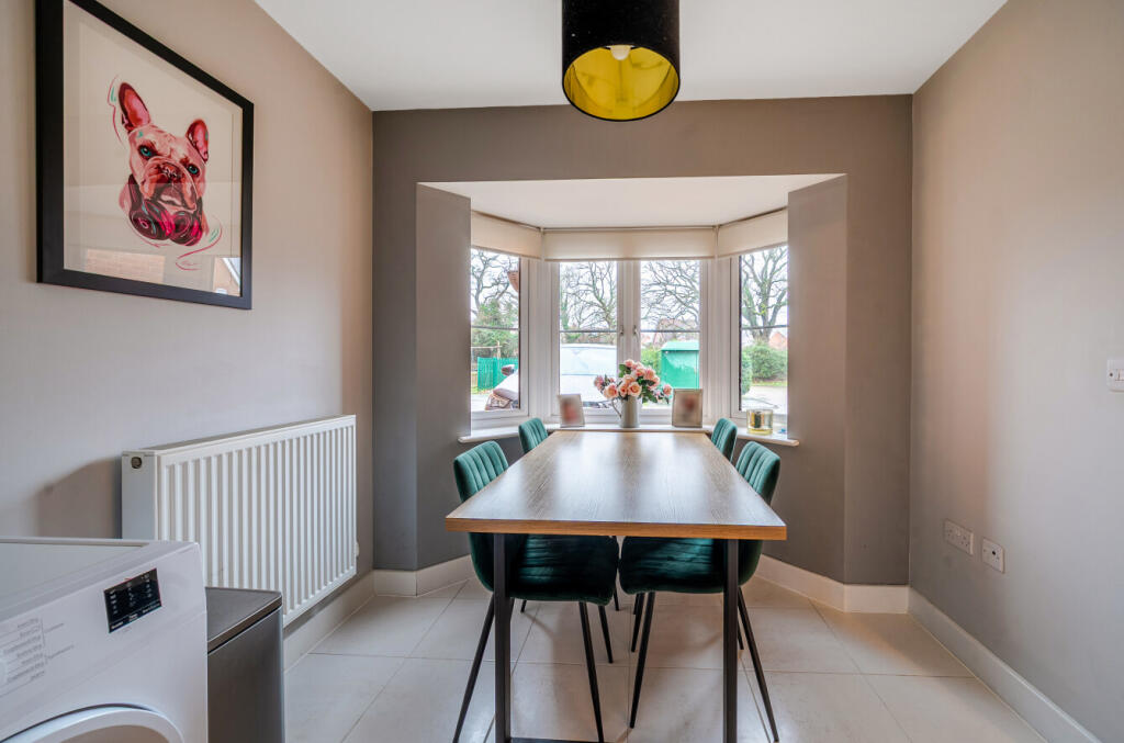 1393773-10-6943f4...