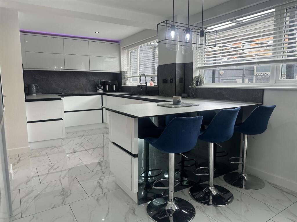 Open Plan Kitchen/Diner