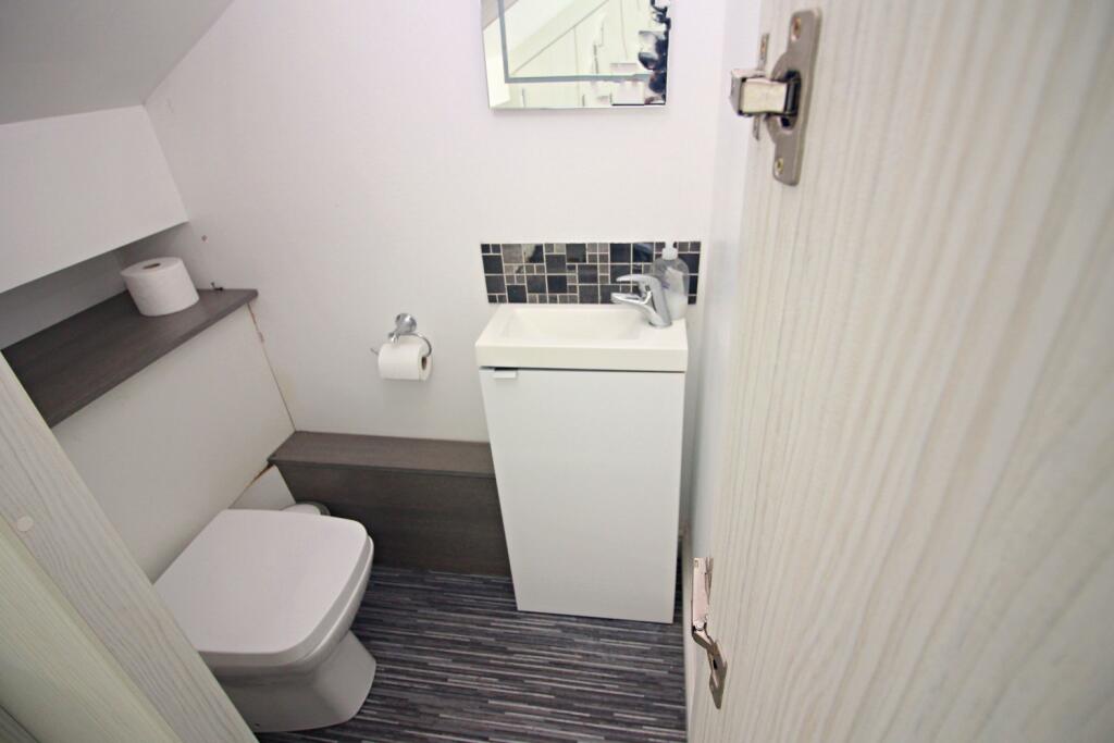 Ensuite WC and Basin