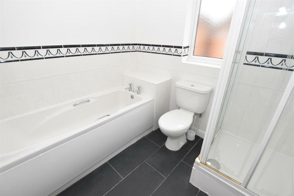Bathroom.JPG