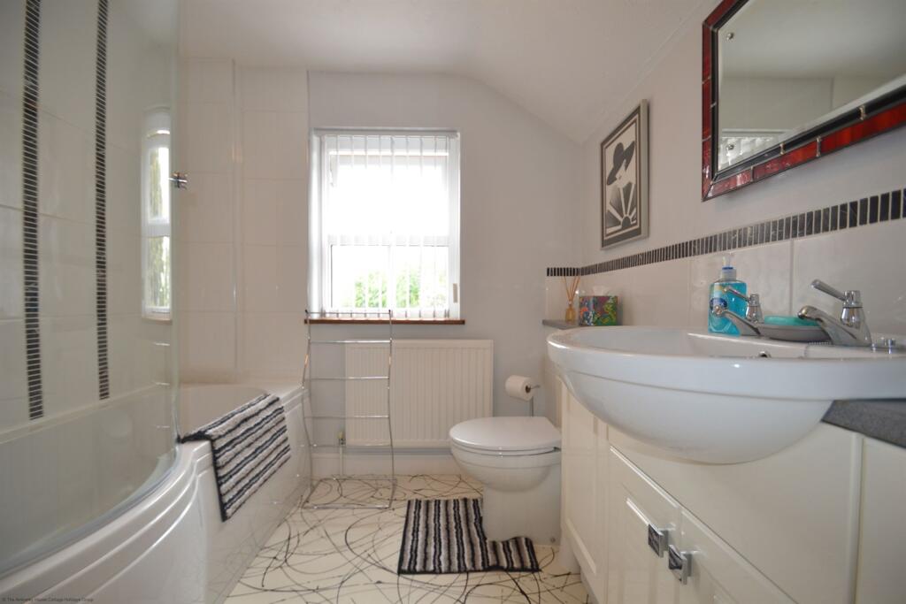New+modern+bathroom