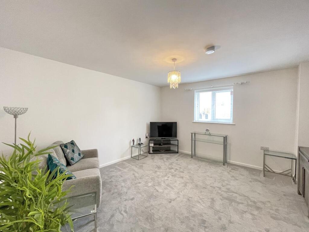 Foxglove Gardens 1 - Lounge 2.jpg