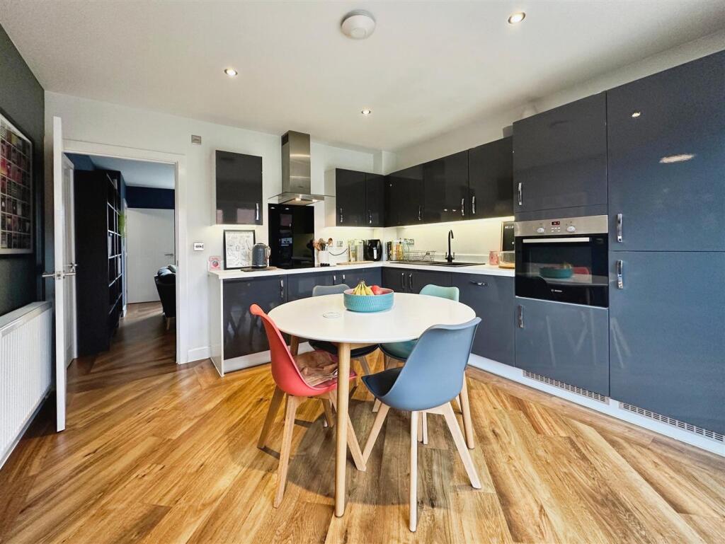 d424fbe8-image_picker_A25DA00D-026F-41C4-9FAA-DC81