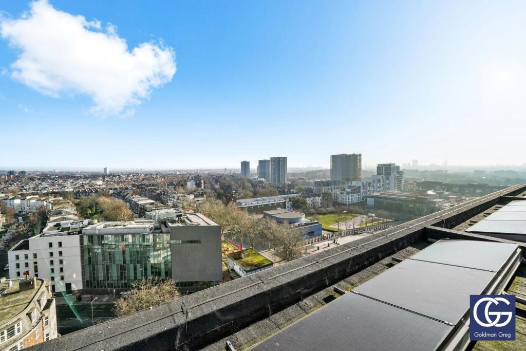Penthouse 3, Centre Heights - lNhj6Hok4QSb4e10p350