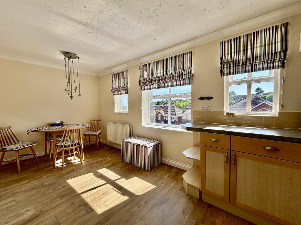 Kitchen Breakfast Room.
