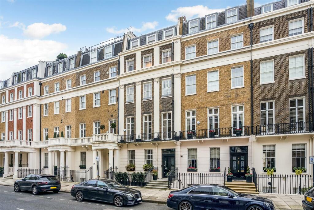 63813_26C Eaton Place  (3).jpg