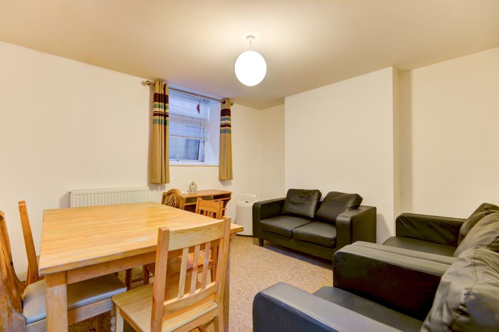 9 Old Shoreham Road lounge