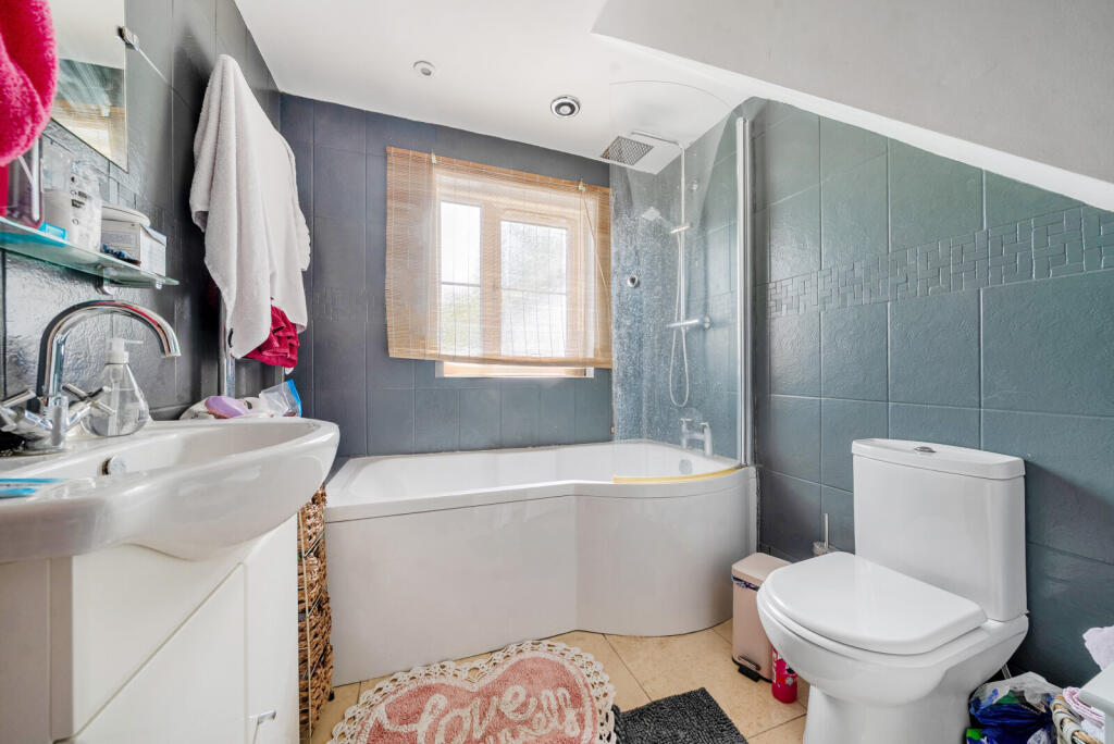 1304917-6-6840812...