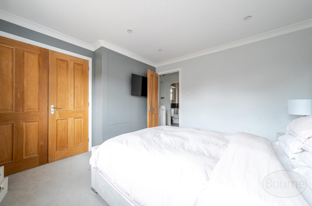 2e777d82-e69f-4d5...