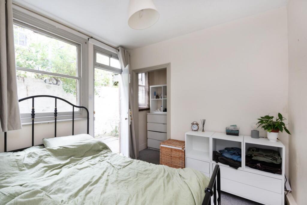 Flat 1, 6 Anglo Terrace, Bath BA1 5NH-9.jpg