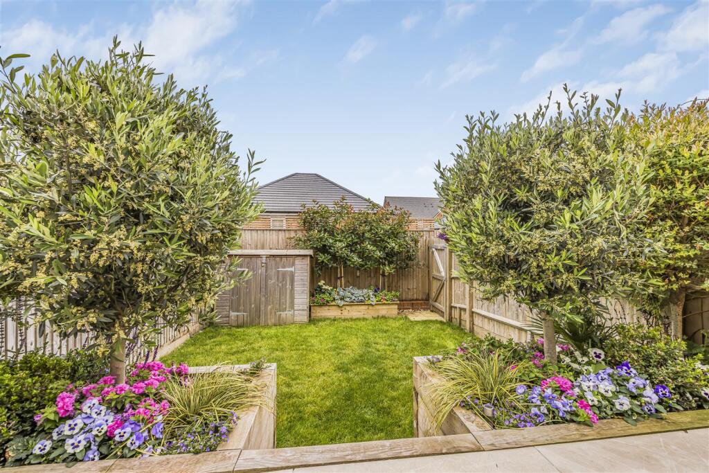 3 Mulberry Walk, Bedhampton-PorticoMarketing-SoldB