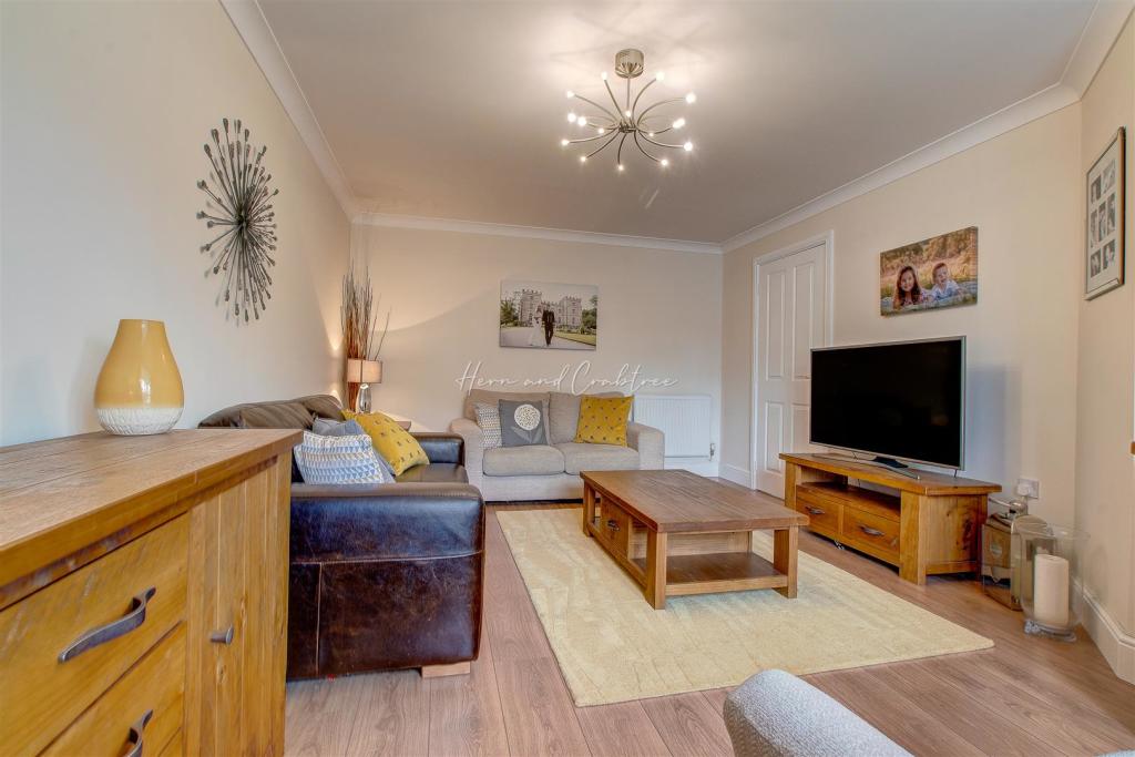 Blacktown Gardens, Marshfield, HernCrabtree (16).j