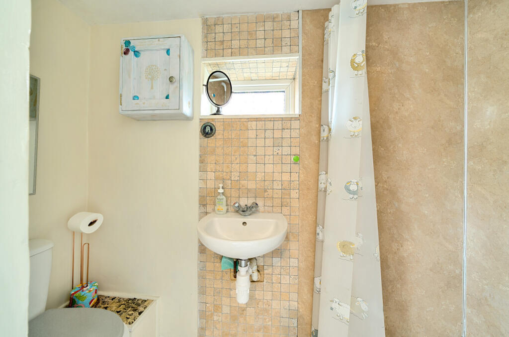 1344126-25-68ada4...