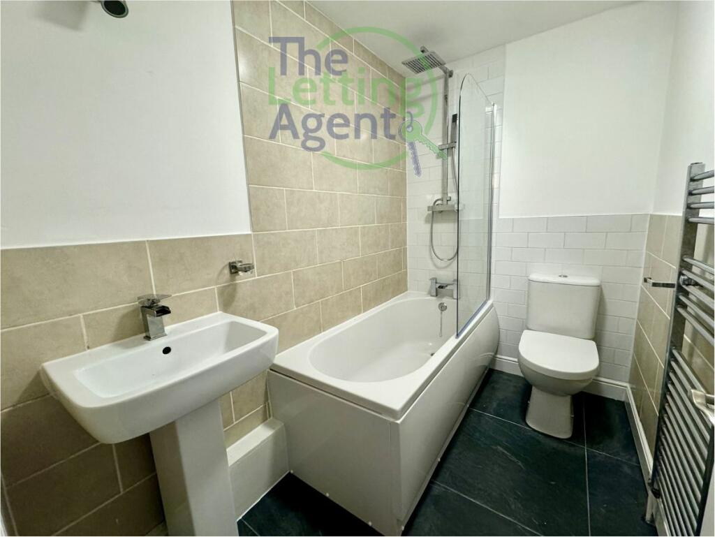 2nd Bathroom