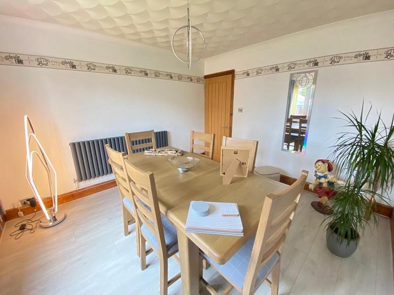 Dining Room/ Bedroom 4