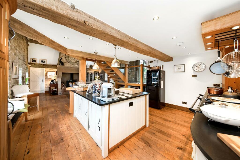 LIVING DINING KITCHEN