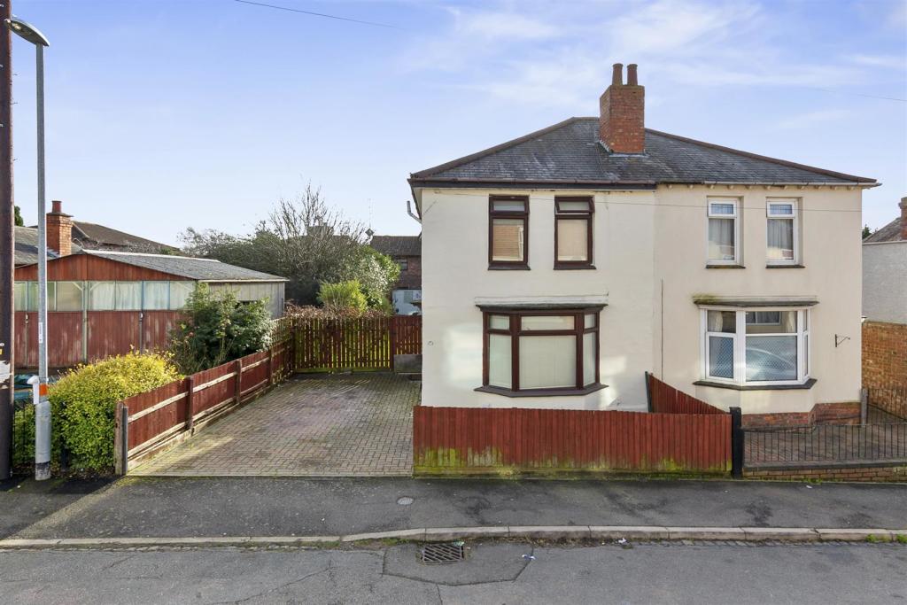 Externals@37OxfordStWeb03.jpg