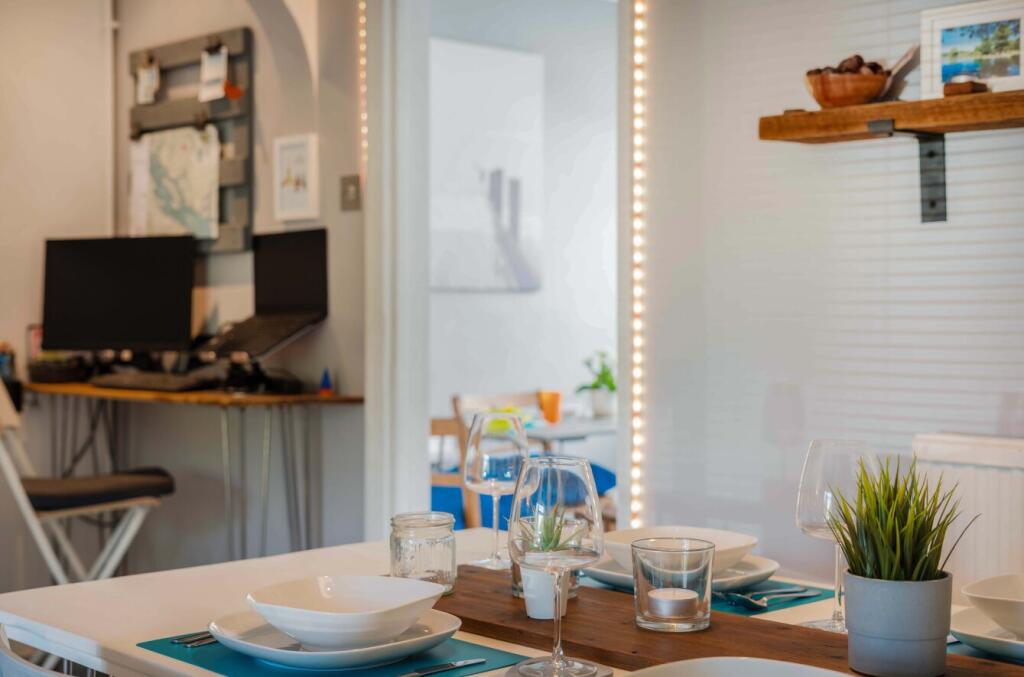 22-681e6a1107338-...