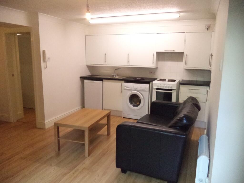 7 Eslington flat 1