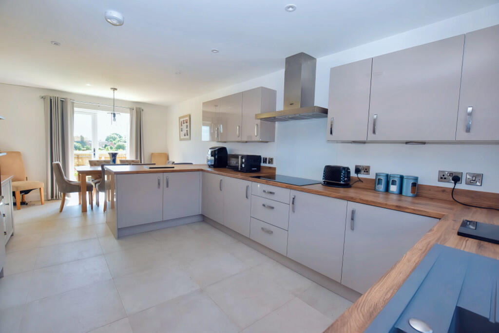 Dining Kitchen 1