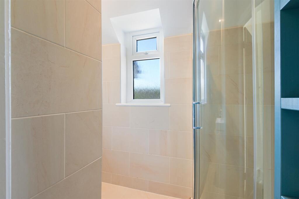 ROUNDWOOD WAY,84 - (11).jpg