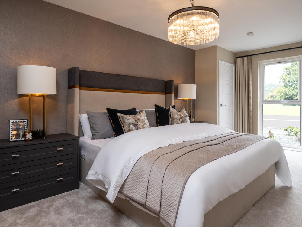 Redrow - 2 Bedroom Apartment - Bedroom 1 - 65118