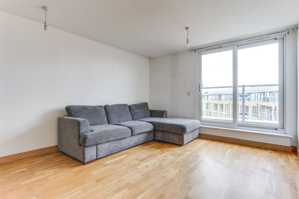 34 Smeaton Court-9.jpg