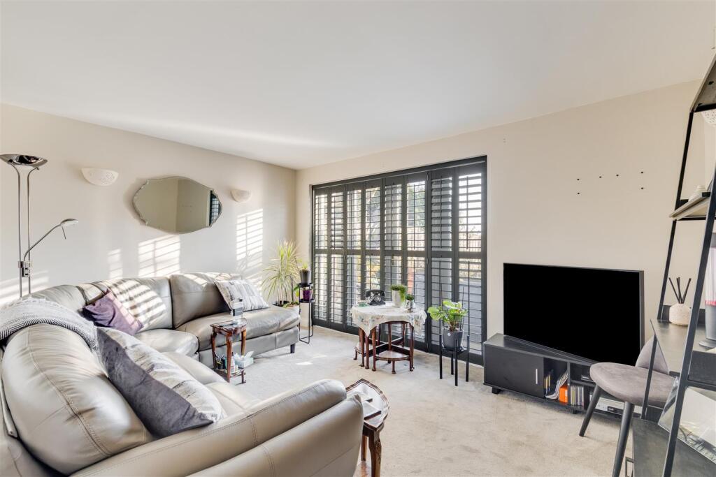 Pear Tree Dell 8-9.jpg