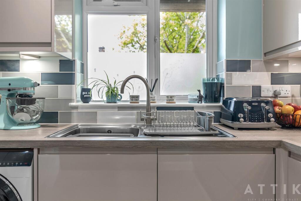 41 Newbegin ClNorwich NR1 4PU (15).jpg