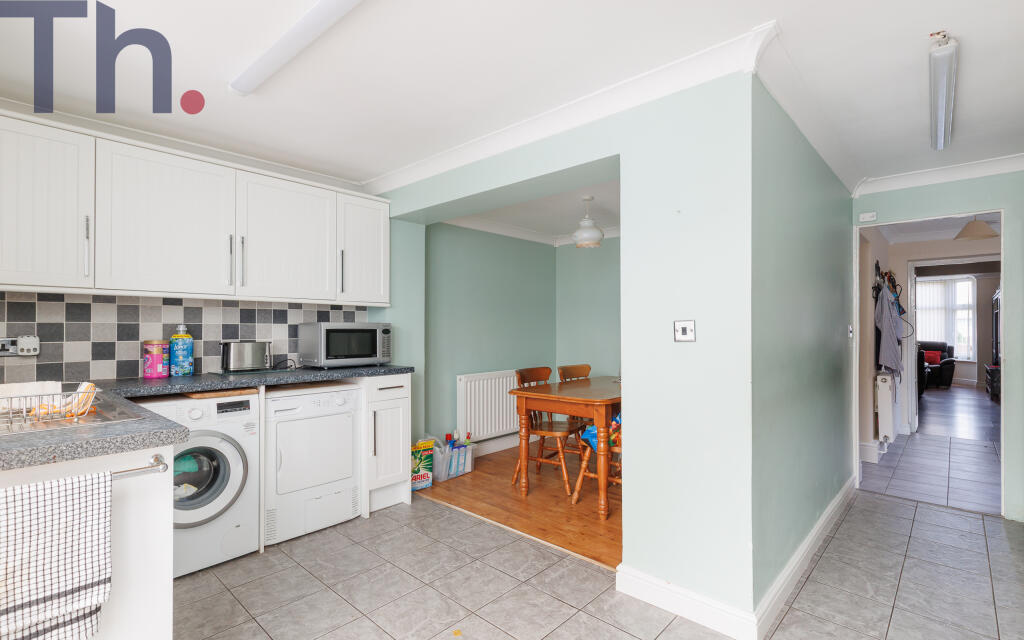 Kitchen &amp; Breakfast/Dining Room