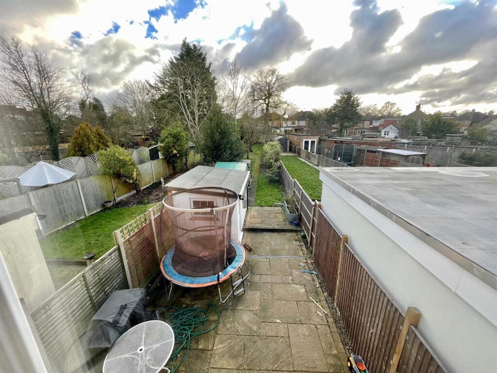 17 Laurel Ave Garden 2.jpg