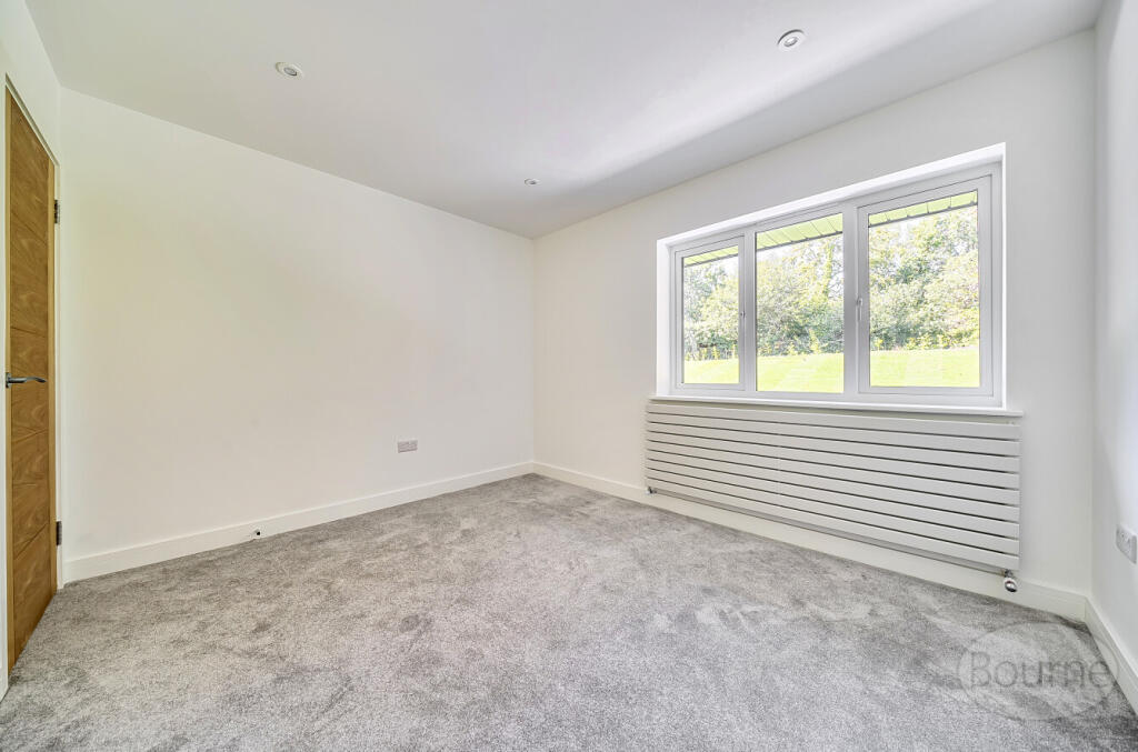 70cdd83c-d580-46d...