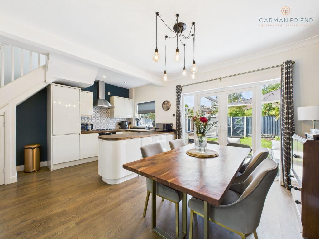 Kitchen/Dining Room
