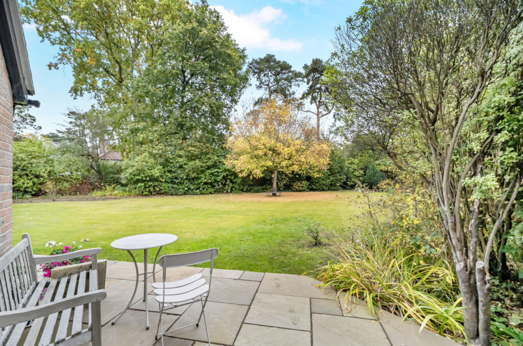 1364053-3-68ed2f8...