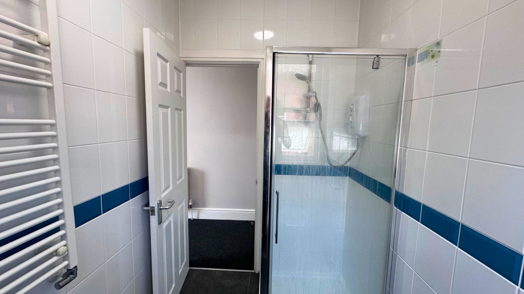 Ensuite
