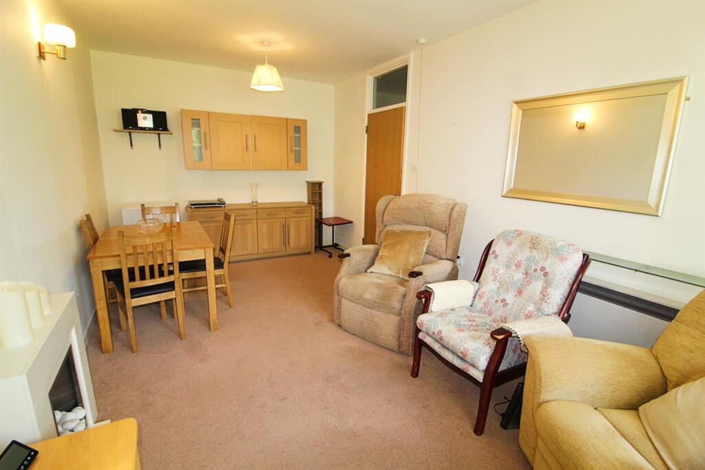 Reception Room 1 edit.jpg