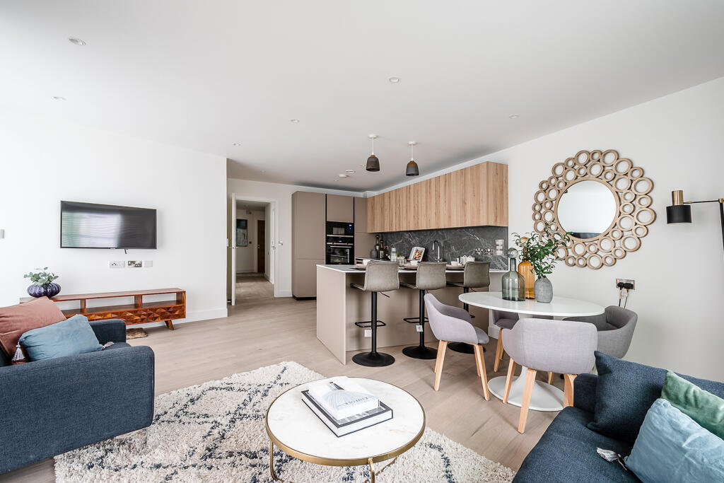 Hoxton House F9 - Low Res 15.jpg