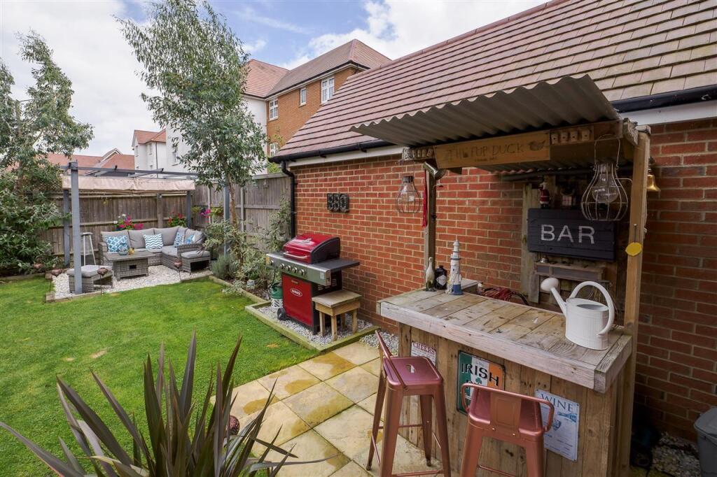 Rear Garden 2.jpg