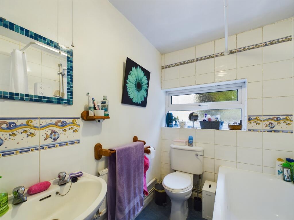 CAM01740G0-PR0331-STILL007