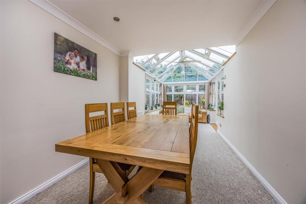 7 Pipit Close, Horndean-Small-PorticoMarketing-Nex