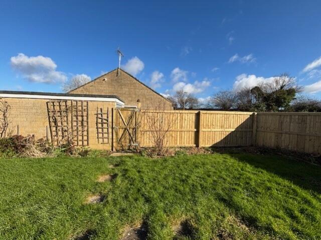5 Larksfield garden