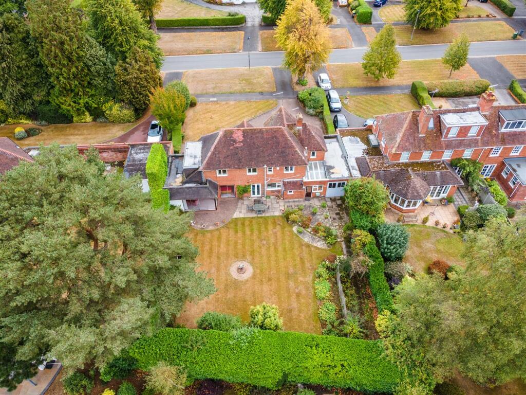 3 Brueton Avenue_8.jpg