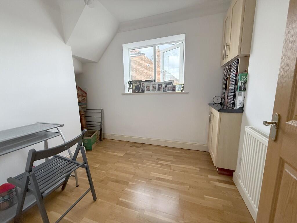 BEDROOM 4 (GF)