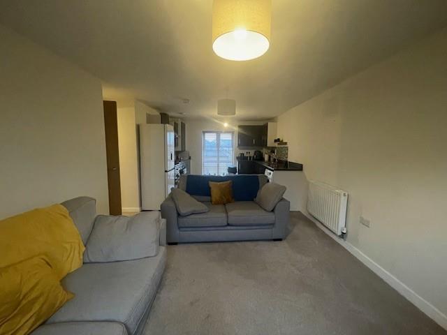 Lounge 2.jpg