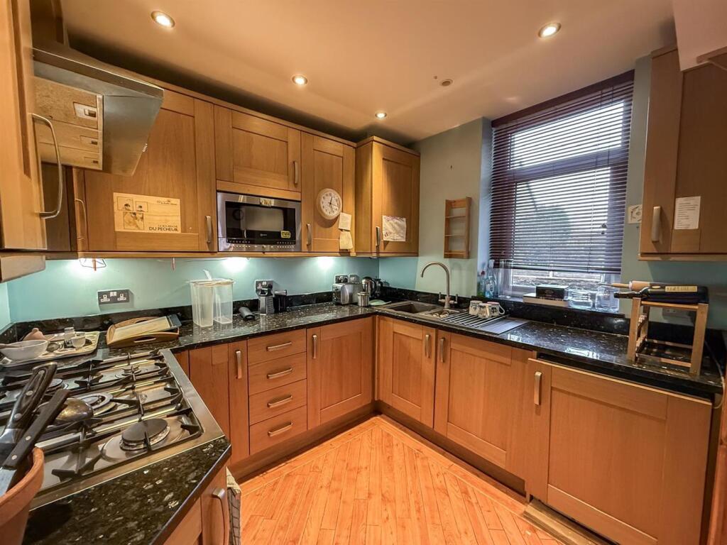 WhatsApp Image 2025-12-17 at 15.57.52 (3).jpeg