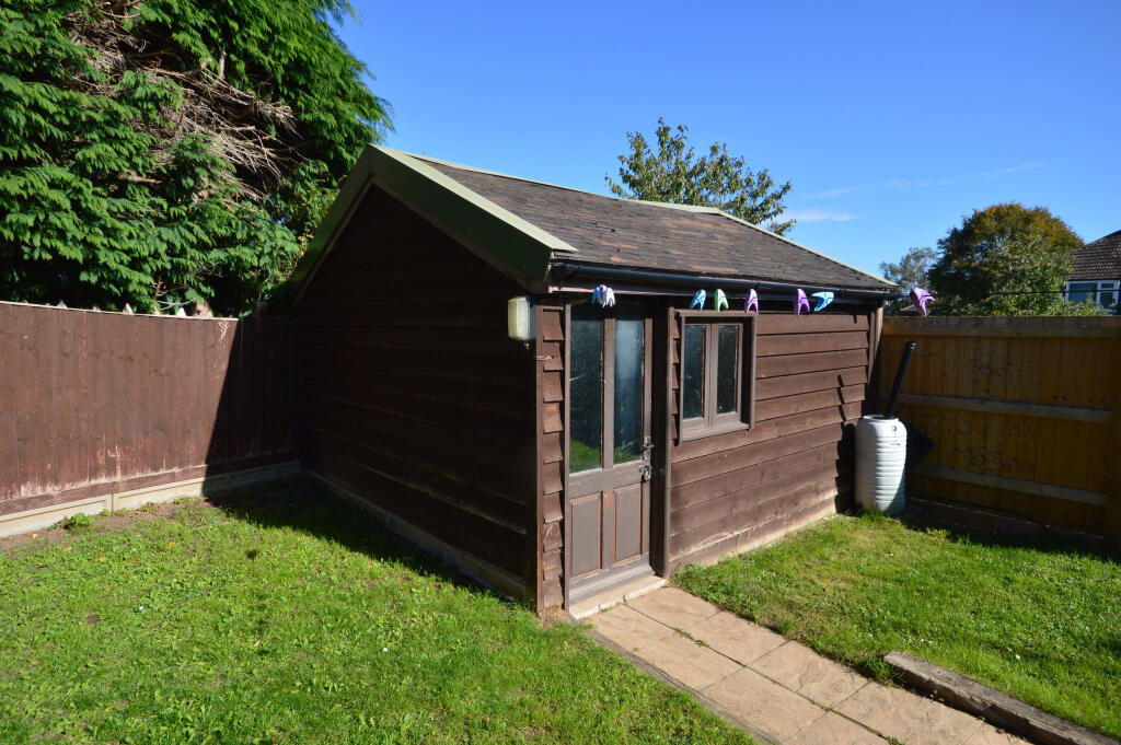 GARDEN SHED