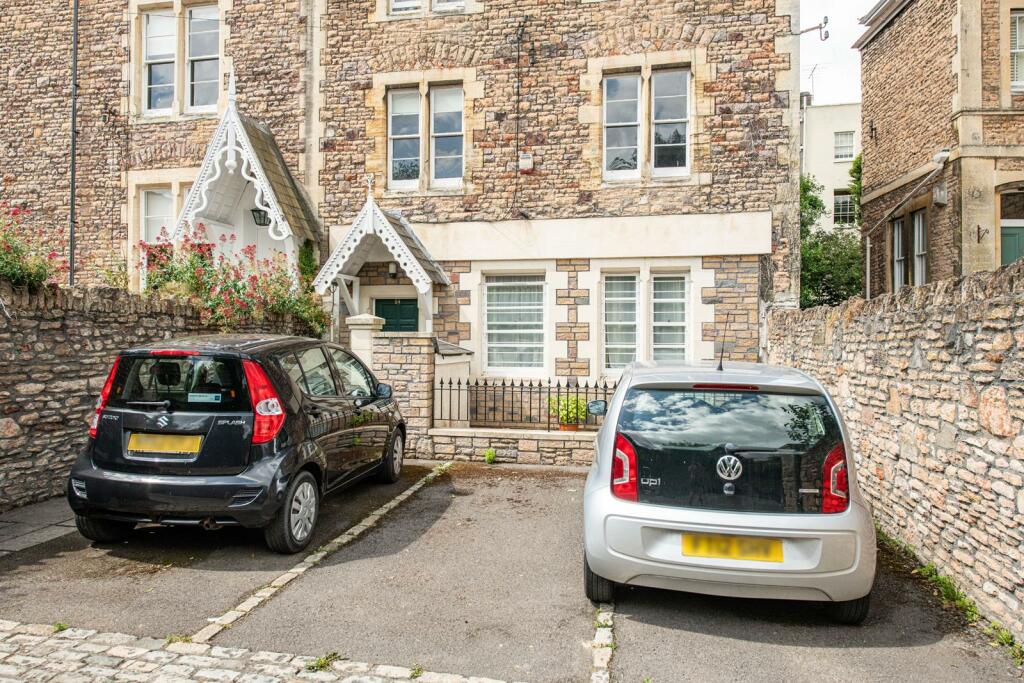 Parking.jpg