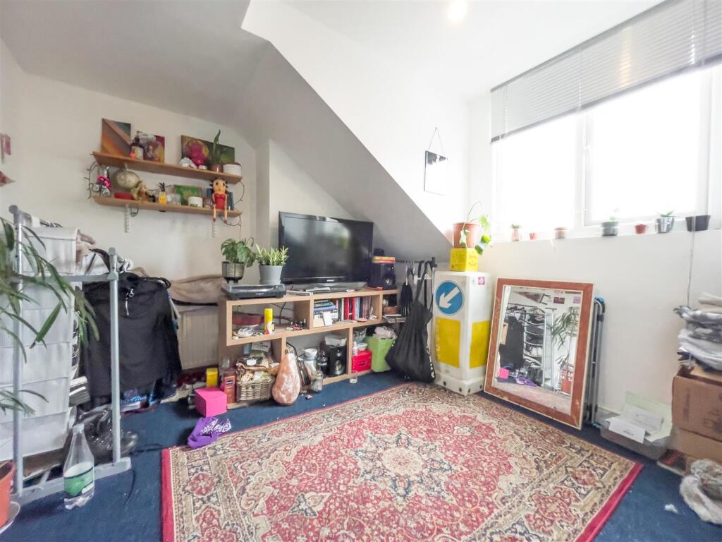 42 Pinner Road_-7.jpg